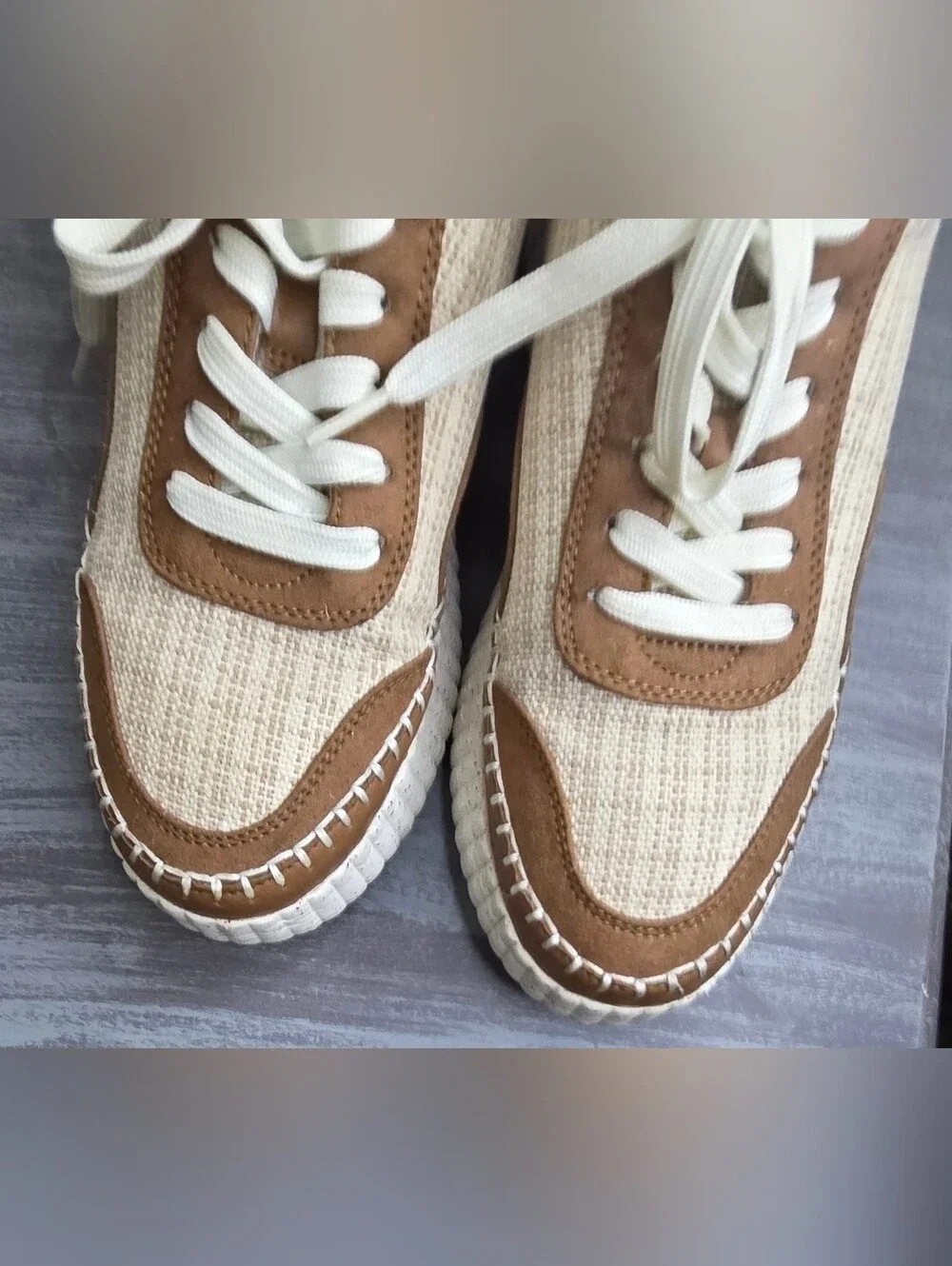Universal Thread Chunky-Soled Womens Casual Shoes Size 8.5